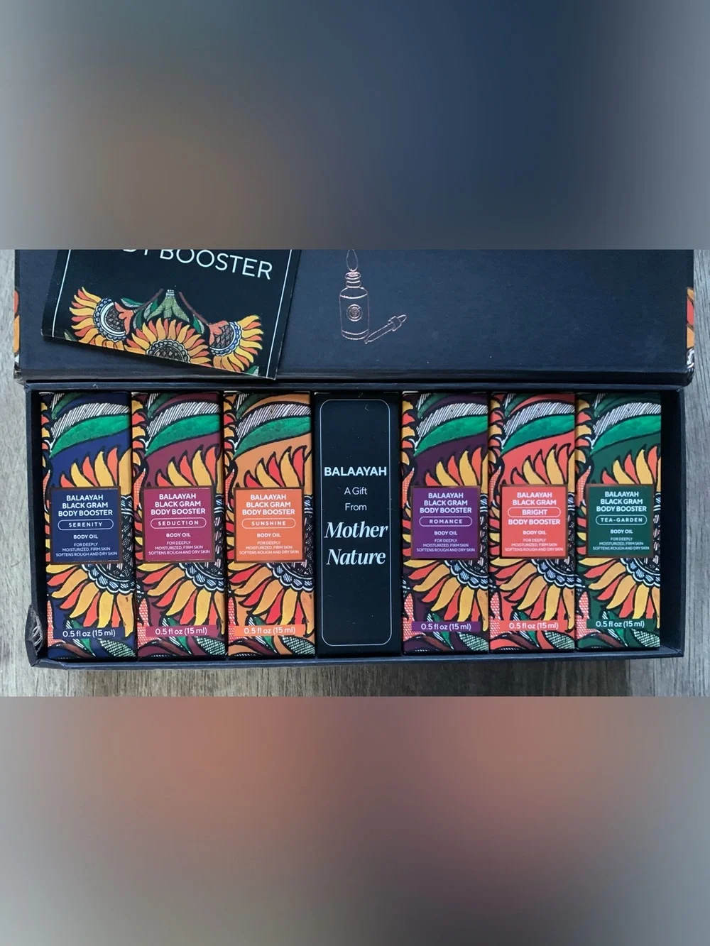 Aruyveda face and essential oils